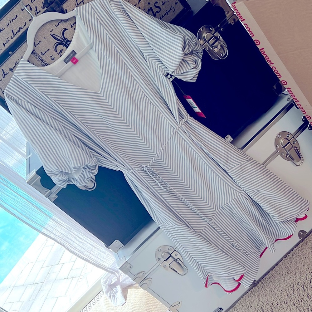 NWT Vince Camuto dress